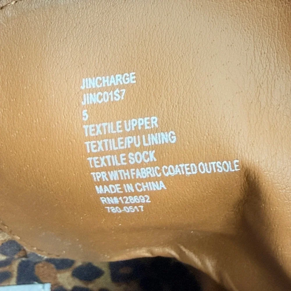 Steve‎ Madden JINCHARGE Girls Tan Faux Suede Patch Combat Boots Size 5 JINC01S7